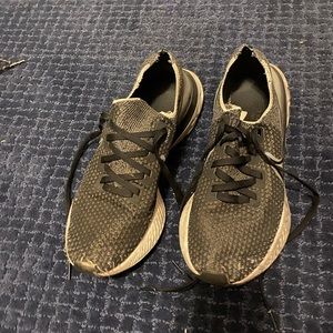 Nike Infinity Run Flyknit 2